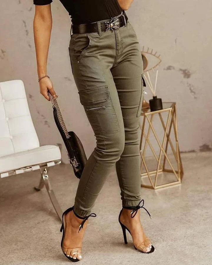 dames-cargo-jeans-715399_720x_7290a916-6a78-4896-a265-ec730ee6e1fd.webp